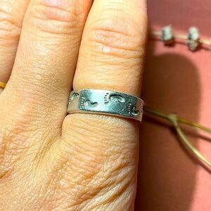 👣 Sterling Silver Footprint Ring